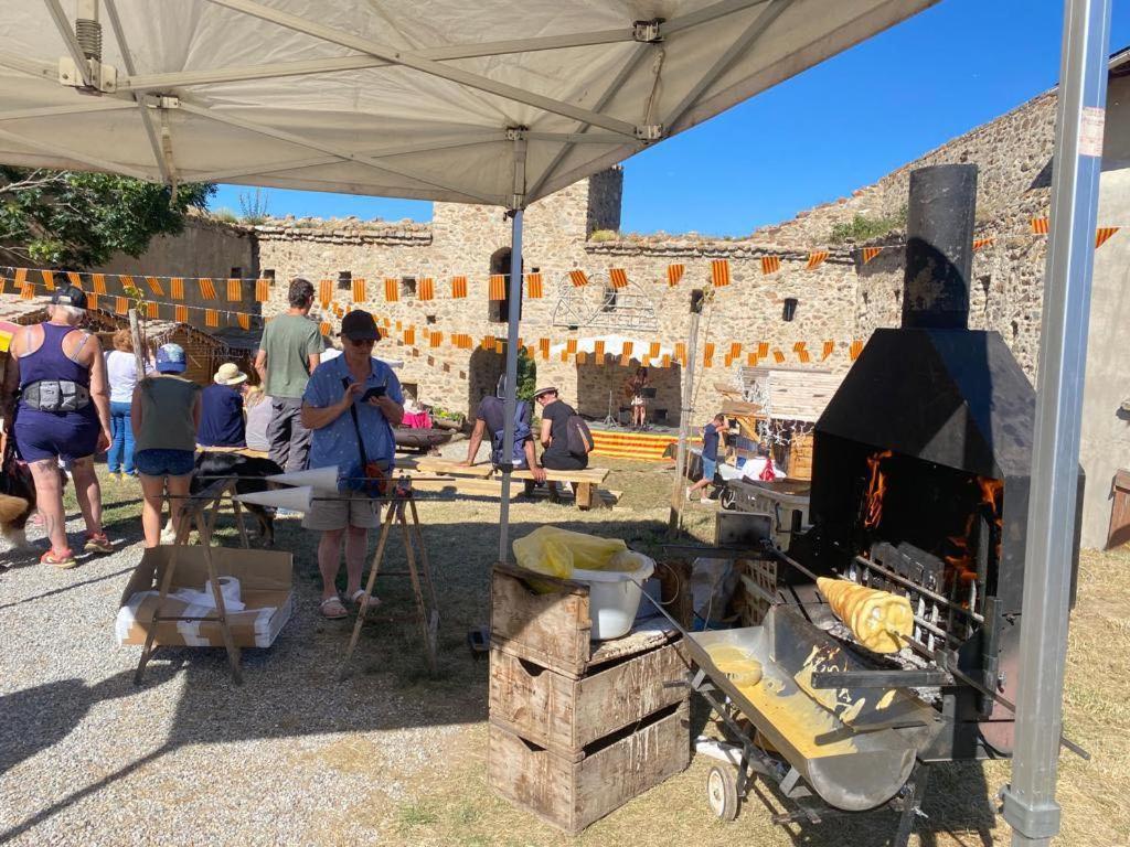La Ferme Des Astres Villa Les Angles  Bagian luar foto